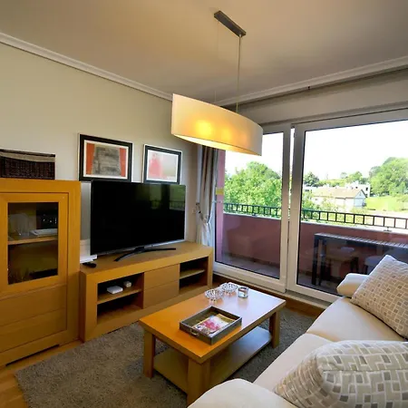 Pueblo El Capricho * Comillas