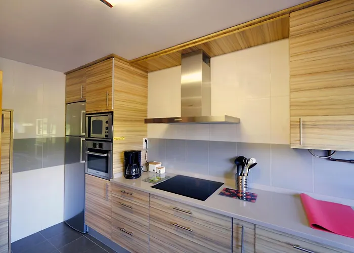 Pueblo El Capricho * Comillas